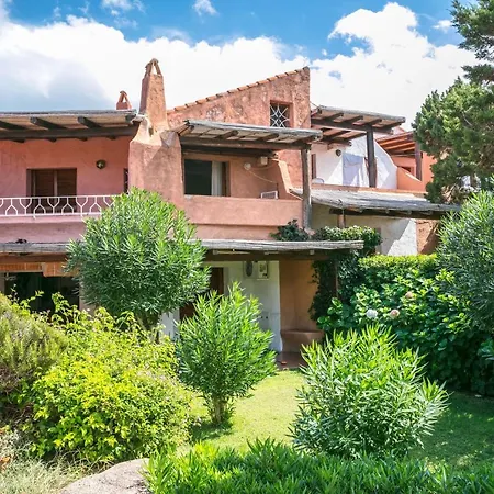 Casa Porto Sole A Mucchi Bianchi Holiday home Arzachena